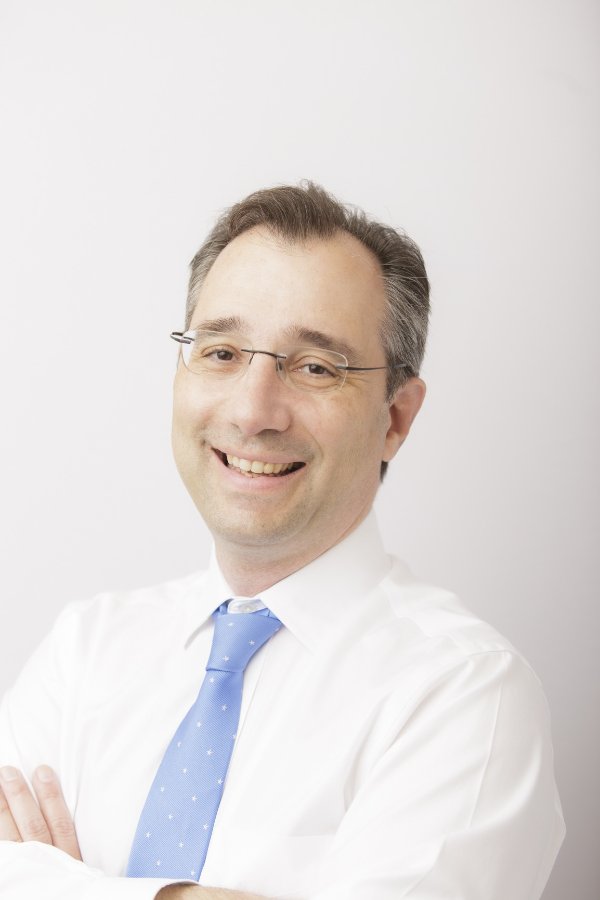 Dr. David Gratzer